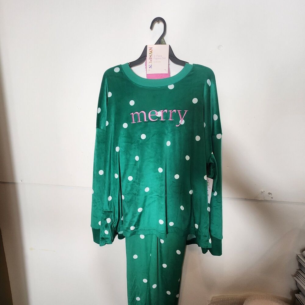 Joyspun Stretch Velour Pajama Set Socks Women's XL Merry Christmas Cozy NEW